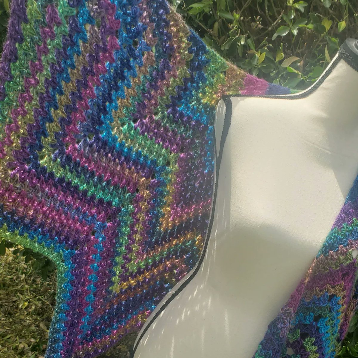 KaTapillars_Art's tweet photo. π Rainbow madness π
This pieces just came out stellar! This one is gonna be hard to let go of! BUT I can't wait to see my friend in it!
Just Wingin It Shawl
#katapillarcreations #handmade #crochet #shawl #rainbow #wings #kofiseller #twitchstreamer #twitchmaker #trovostreamer https://t.co/m6Jj9LiVYw