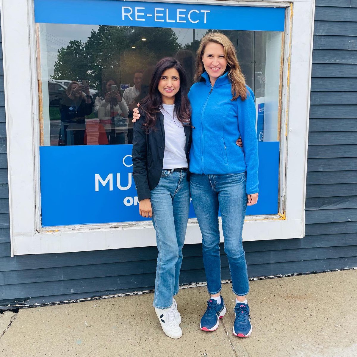 cmusarat's tweet photo. Rain or shine wonderful time door knocking in York—Simcoe with Caroline!!! 
Great response at the doors.
@C_Mulroney @OntarioPCParty @fordnation https://t.co/8zua6x7Zud