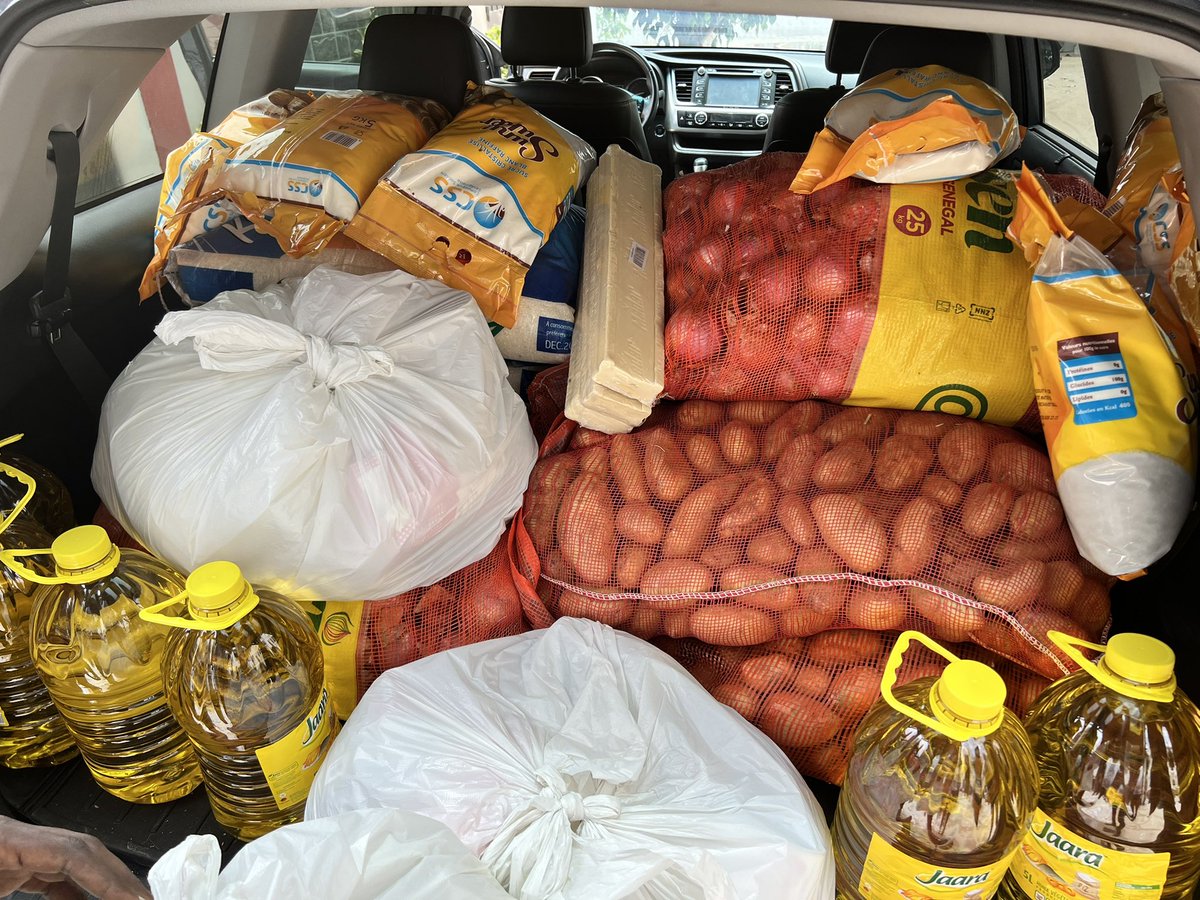 djigane's tweet image. Loading cars #XamSaWareef