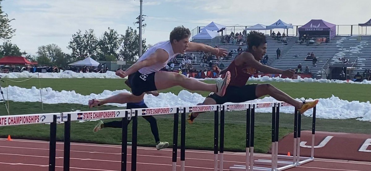 🏃 <a href="/CiccioTrey/">Trey Ciccio</a> 🥈 2nd in 110 Hurdles - Mason Kelley 6th in 110 Hurdles - <a href="/ciccio_joe/">Joe Ciccio</a> - 5th and <a href="/CiccioTrey/">Trey Ciccio</a> 7th in 100m dash - Jonah Beard 6th in the 400 🏃 #luhitrackandfield #goluhu <a href="/CHSAA/">CHSAA</a>