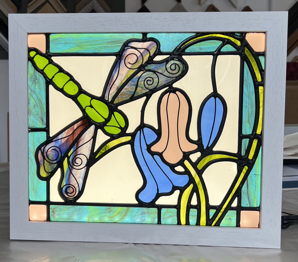 YPFOld's tweet image. A stained glass panel framed in white Tivoli from @lionpfs and an LED light panel from @Appelec provides the backlighting. Customer very happy on collection. #WorcestershireHour