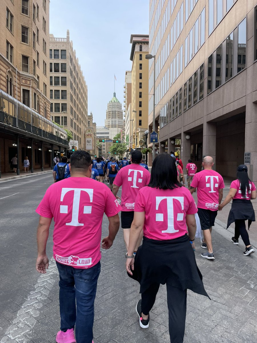 Amanda Martinez tweet media