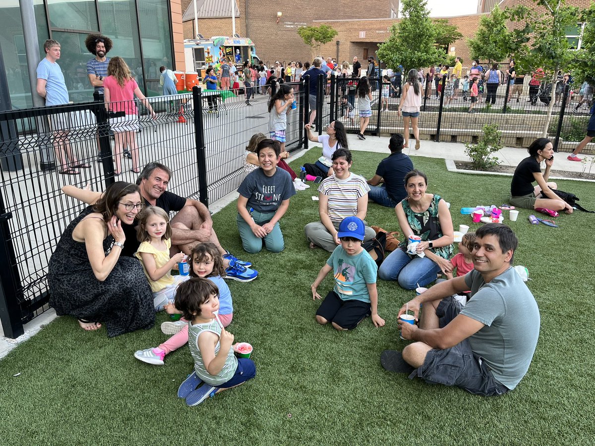 It was wonderful to see families and students at Fleet’s Spring Social! <a href="/APS_FleetES/">Fleet ES</a>