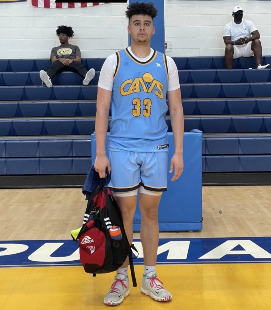 17u Smerdzinski with a 59-55 win at game two of <a href="/DMVeliteNews/">DMVelite.com</a> Super Circuit. Cavs lead by Gibraltar Coleman with 25 and Daniel Fimbres with 15. One more at 420 to finish the weekend.