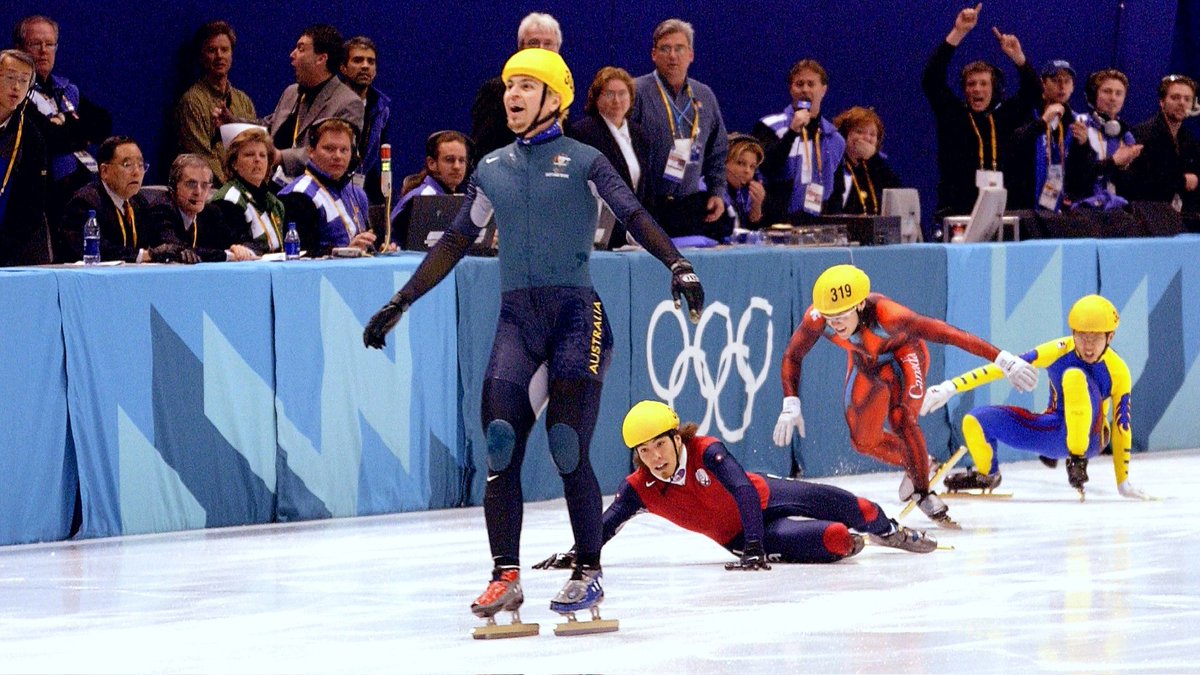 nilbico's tweet photo. Il Milan 2021/22 come Steven Bradbury nelle Olimpiadi invernali di Salt Lake City 2002, perché a volte per vincere basta semplicemente restare in piedi mentre tutti gli altri cadono.

#SerieA #Milan #Inter https://t.co/Ju5O14sy73