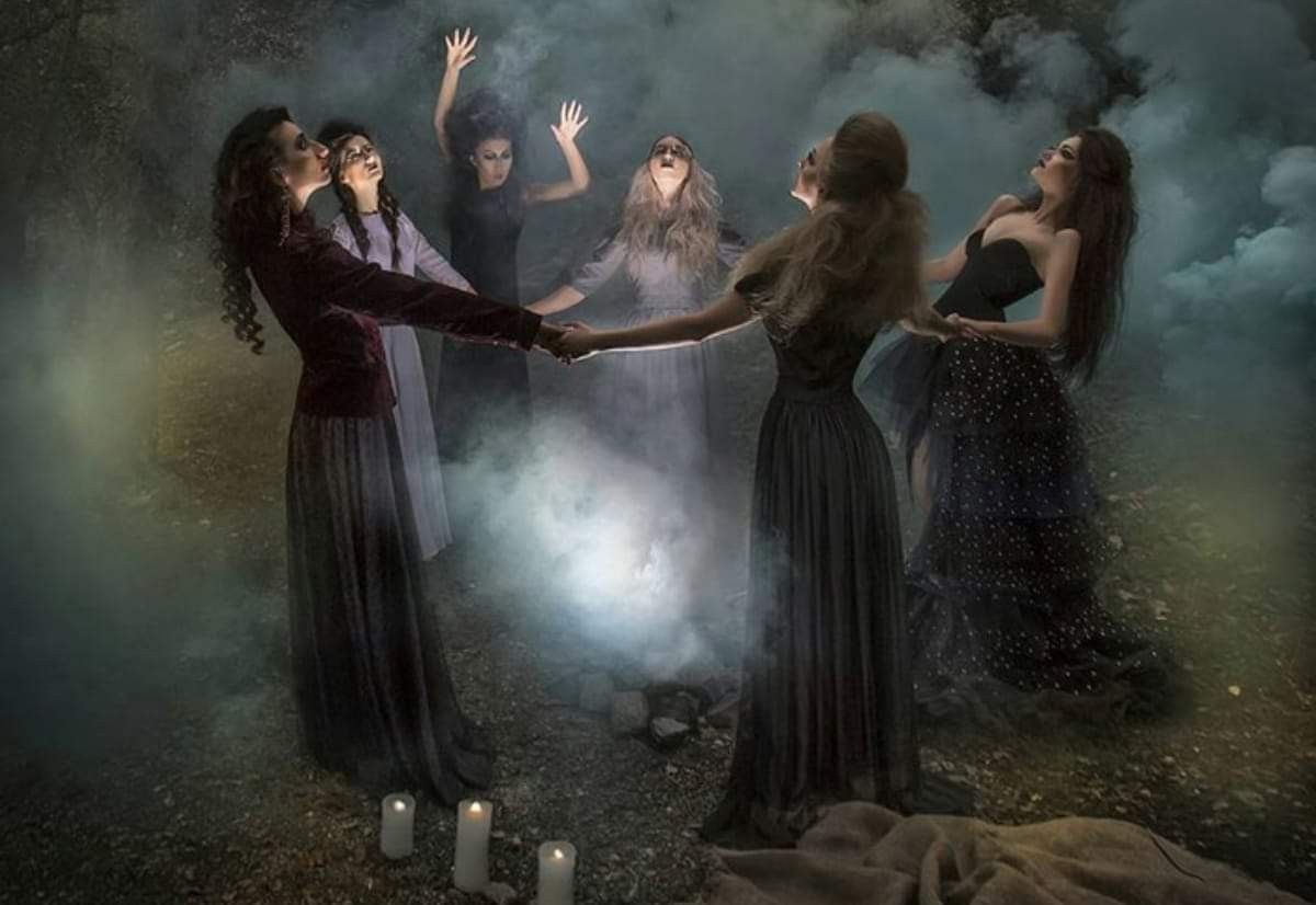 SamySpellcaster's tweet photo. ๐ค๐คโค๏ธNight With Friendsโค๏ธ๐ค๐ค
#magiclives #witchfriends https://t.co/xuukw8IPJU