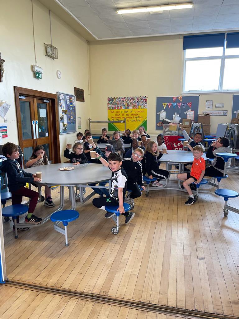 St_Thomas_ERC's tweet photo. Hot Chocolate Friday for our Values Voucher winners! Well done everyone! #lovefaithunderstanding☕️🍪🏅⭐️ https://t.co/ZxEF3C8yFN