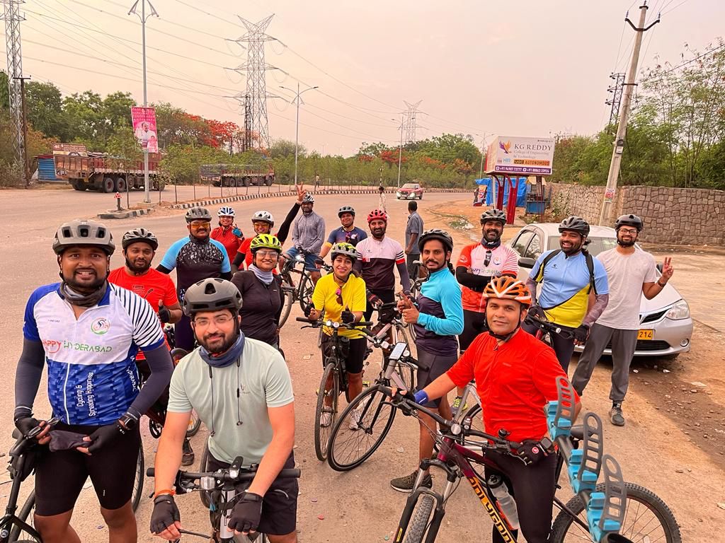 happy_hyderabad's tweet photo. #HappyHyderabad #cycling to #templeride https://t.co/ANkOsVhSCe