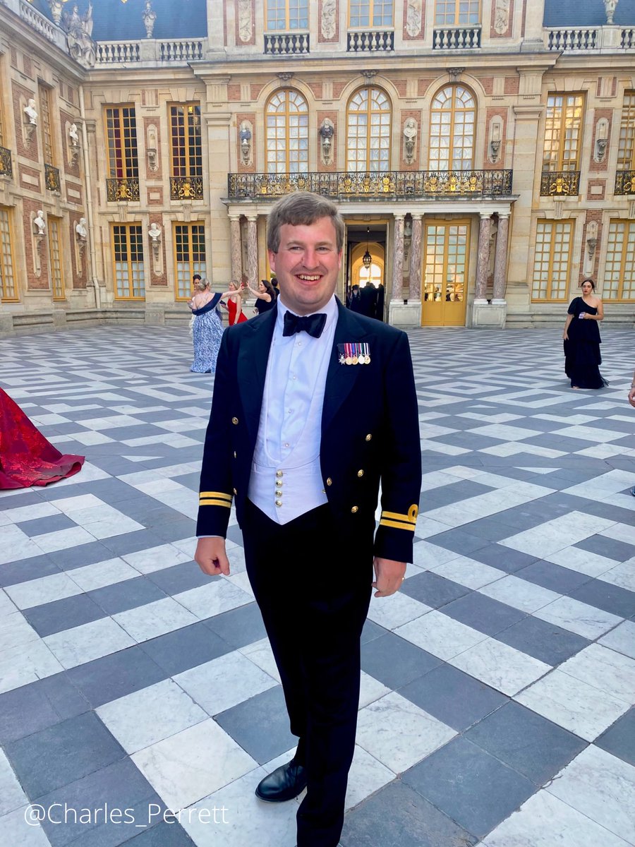Charles_Perrett's tweet photo. A most amazing evening at the #RoyalVersailliesBall.
Such a pleasure to catch up with so many old friends to dance the night away in the Palace of Versailles.
#PMoK @RoyalFamily https://t.co/nrT14cfPjS
