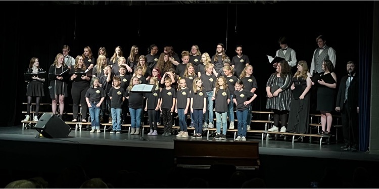 The G-Men singers sounded awesome at the 2022 spring concert!  Great job students and Mr Logan!