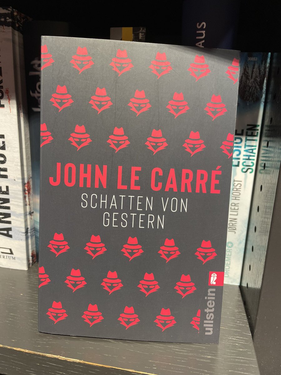 Interesting cover and title ‘yesterday’s shadow’ for Call for the Dead. This is a recent edition #johnlecarre #spybooks #spynovels