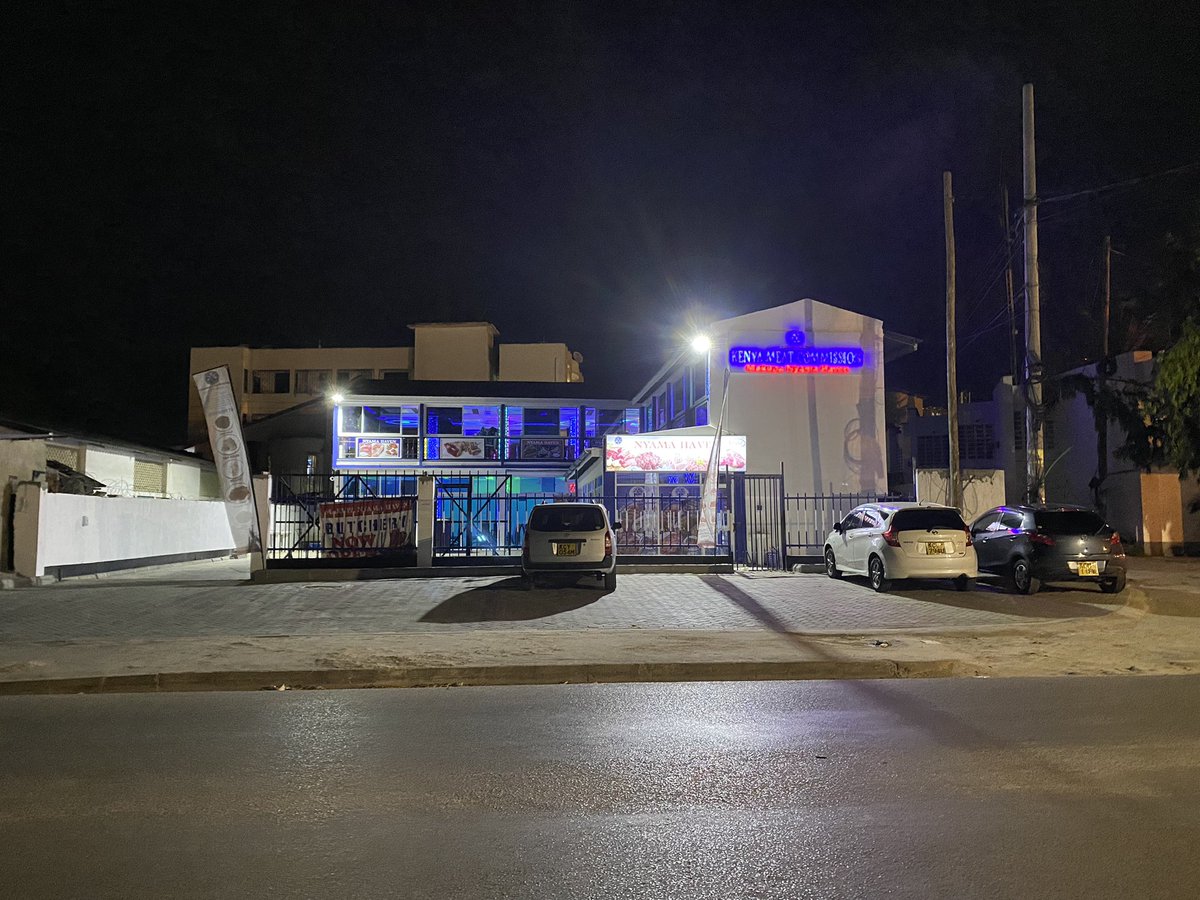 JesterSirr's tweet photo. KMC has this joint called Nyama Haven located at Makupa -Tudor junction ,ni “cha-choma kienyeji” I give them 7.5/10(food,price &amp; service).KDF are manning the place. https://t.co/D1nGi5XElG