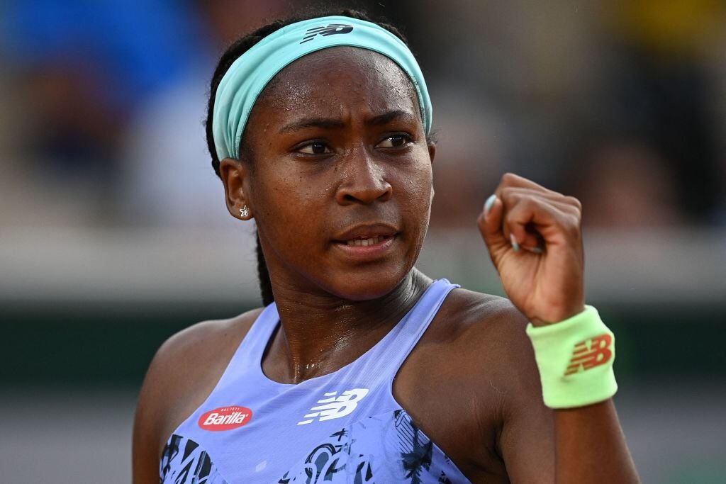 cocogauff_'s tweet photo. soaring ✈️ into 🔜 R2 🇫🇷 
gauff def. marino 7-5 6-0 https://t.co/vTtal9IoSD