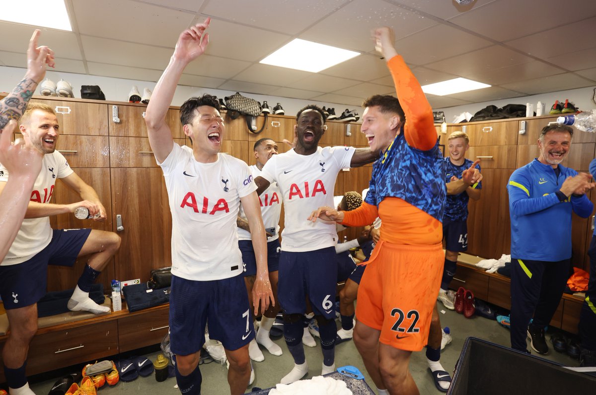 Great scenes in the <a href="/SpursOfficial/">Tottenham Hotspur</a>  dressing room after a season which saw the club secure Champions League football and a golden boot for Heung-min Son 

Proud of everyone associated with this great club 💙