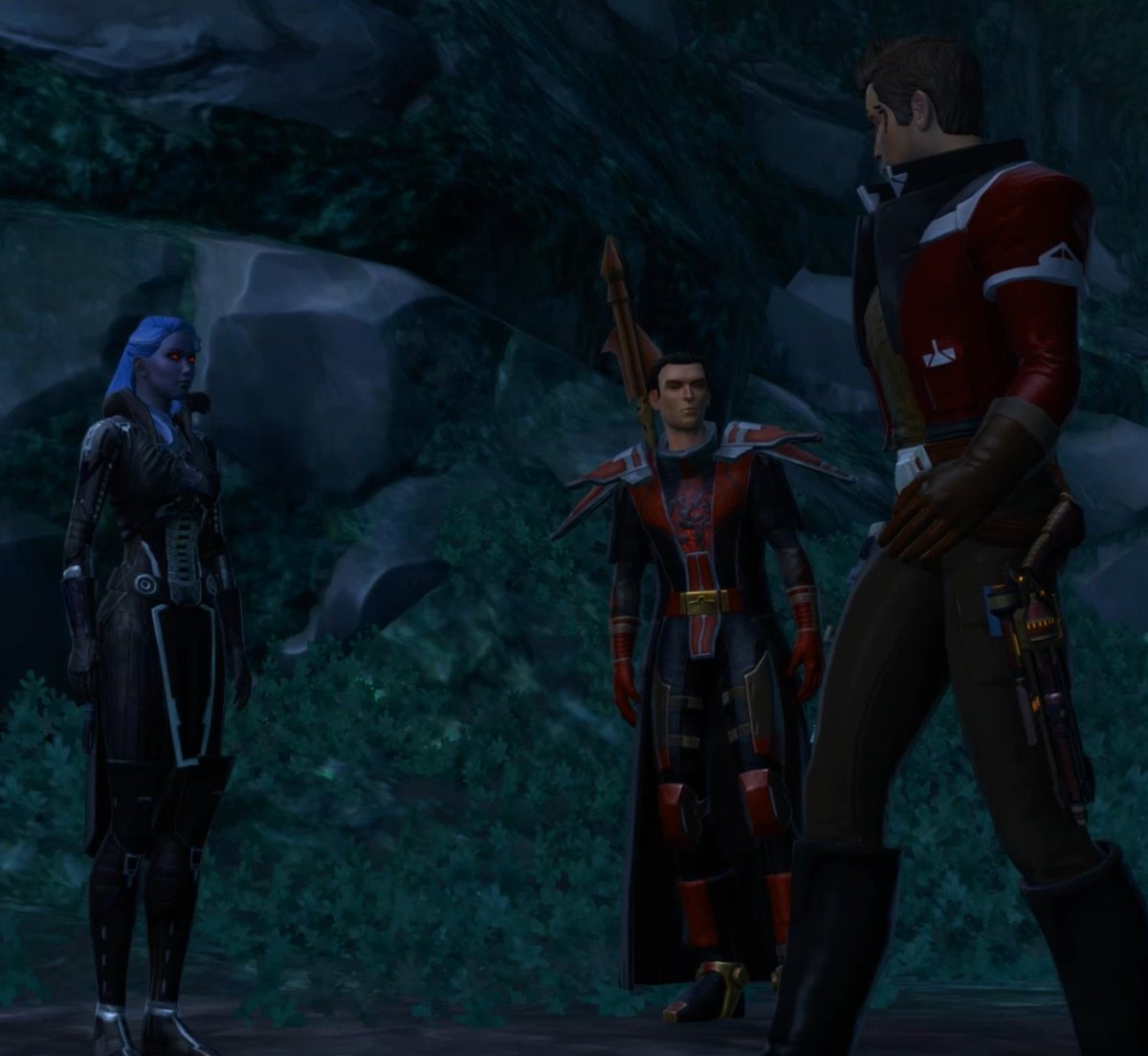 Email_Recall88's tweet photo. Yavin 4 (nothing to be jealous of). Unlike the other planets, this outfit isn't particularly suitable for the environment but it is fitting for confronting Revan and representing our empire &amp; tryin to fit in with Darth Marr #SWTOR #VectorHyllus fashion thread https://t.co/u55dOpilNI