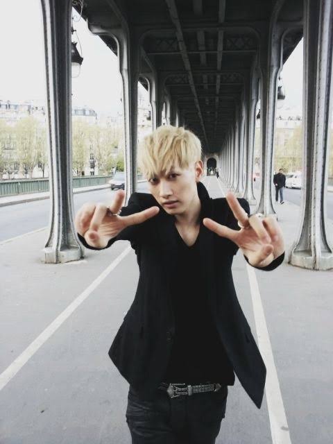 Starlight_Izzy's tweet photo. Já que eu assumi o Seoho como utt, vou fazer um momento nostalgia dos meus ultimates
Hyukjae: 2011 - 2015
Taekwoon: 2015 - 2022
Seoho: 2022
 Segue o fio da boiolagem 🧶👇🏻 https://t.co/mMQiwdMilg