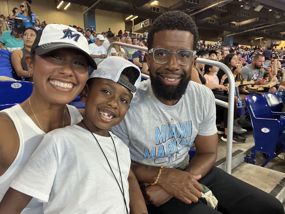 TIMESHIFT_CEO's tweet photo. Let’s go Marlins @Marlins #letsgomarlins #MakeItMiami #makeitmiami https://t.co/RElQV2zCPH