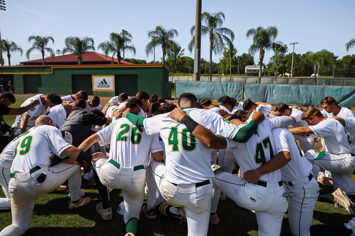 SaintLeoBSB's tweet photo. Thank you, Lions fans, for a memorable season and one of the best in Saint Leo history! We couldn’t have done it without your support! Here’s to another postseason run in 2023! #GoSaintLeo https://t.co/5R1JEmv97T