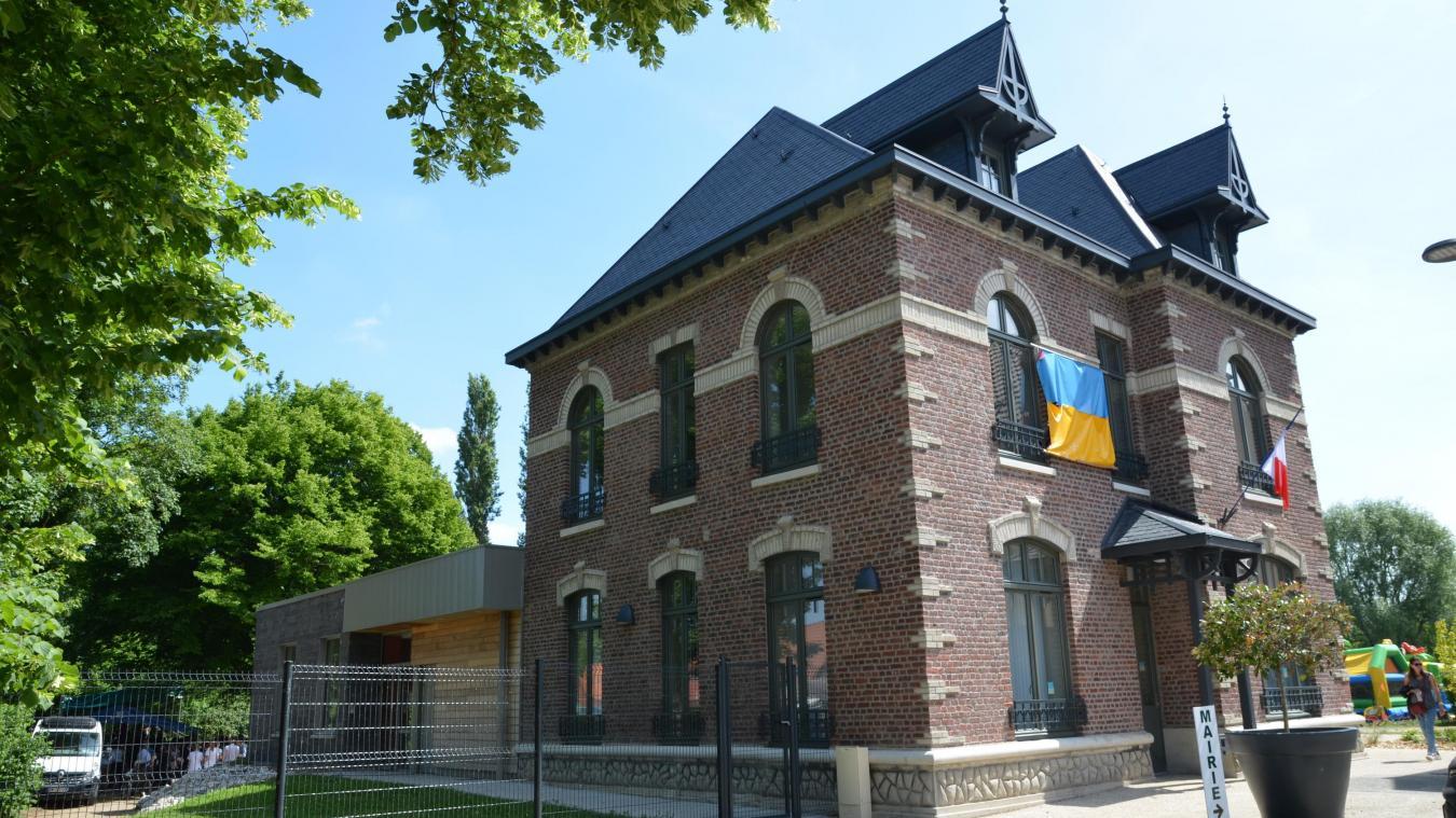 Voix du Nord Béthune on Twitter "Après l’inauguration de sa mairie dimanche, La Couture