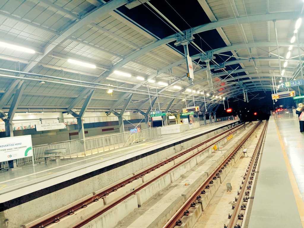 Priyank41223414's tweet photo. Very Clean and Beautiful Metro Station..🚆
Thank you @ltmhyd
#Hyderabad
#Metrostation
#Priyanka's Photography
#weekoffvibes
#hyderabadfan
@ltmhyd
@Metro
@HiHyderabad
@swachhhyd
@CleanHyderabad https://t.co/xkmbRczBst