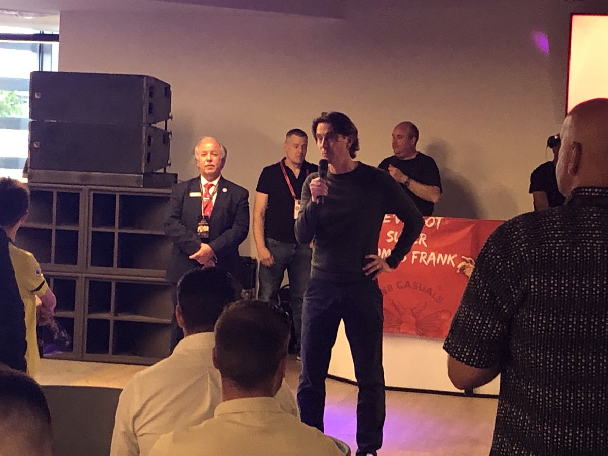 BeesUnited's tweet image. Thomas Frank tells all the #BrentfordFC staff the club is an asset to the Premier League and ‘we can do even better next year’.