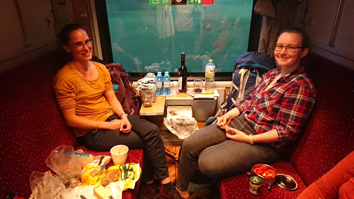 #Train2EGU with the <a href="/PRE_COLLAPSE/">PRE COLLAPSE</a> team! @SeverineFurst @Elisa_Klein_