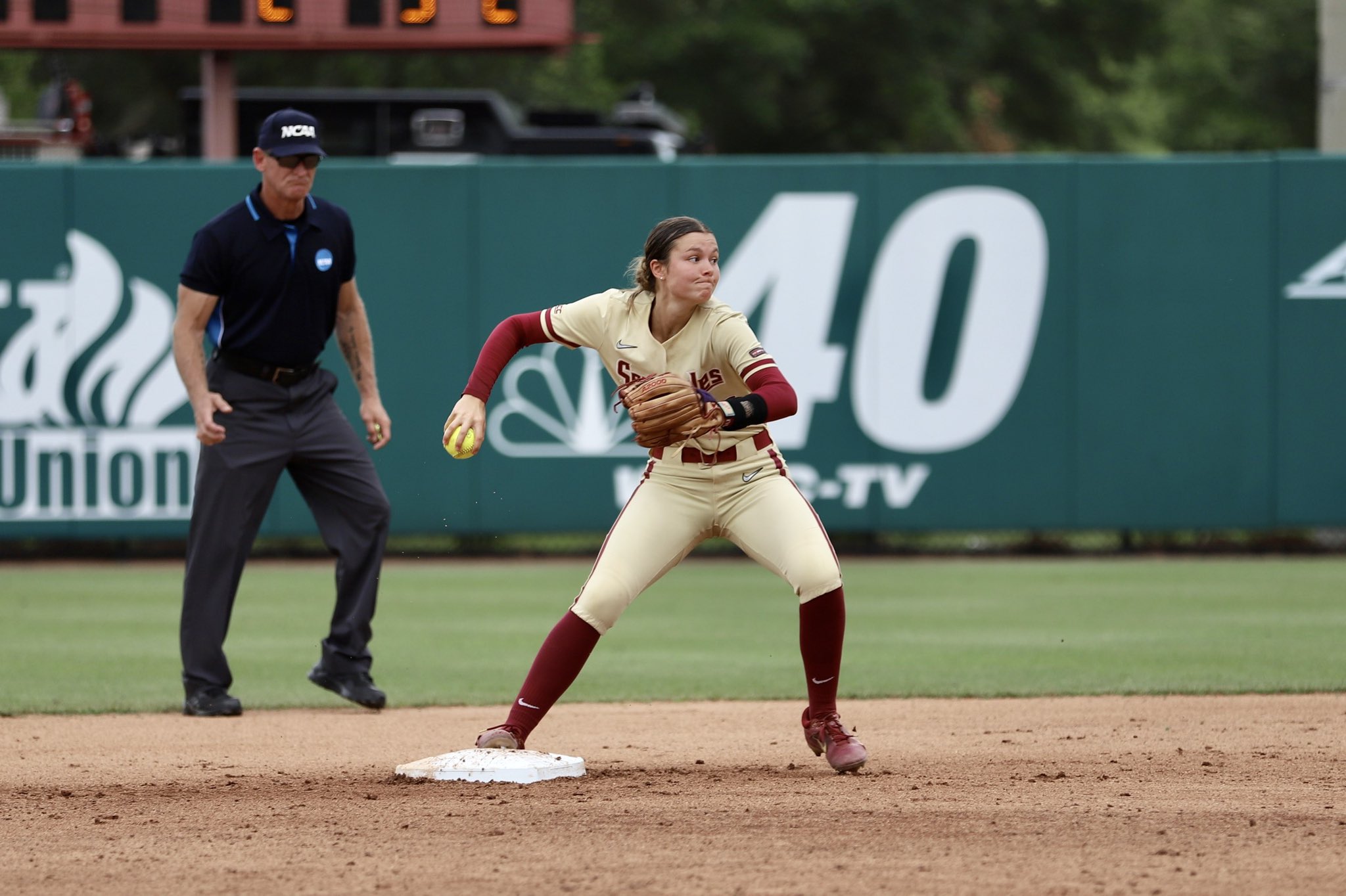 Florida State Softball On Twitter A 4 3 Double Play Sends Us To The florida-state-softball-on-twitter-a-4-3-double-play-sends-us-to-the