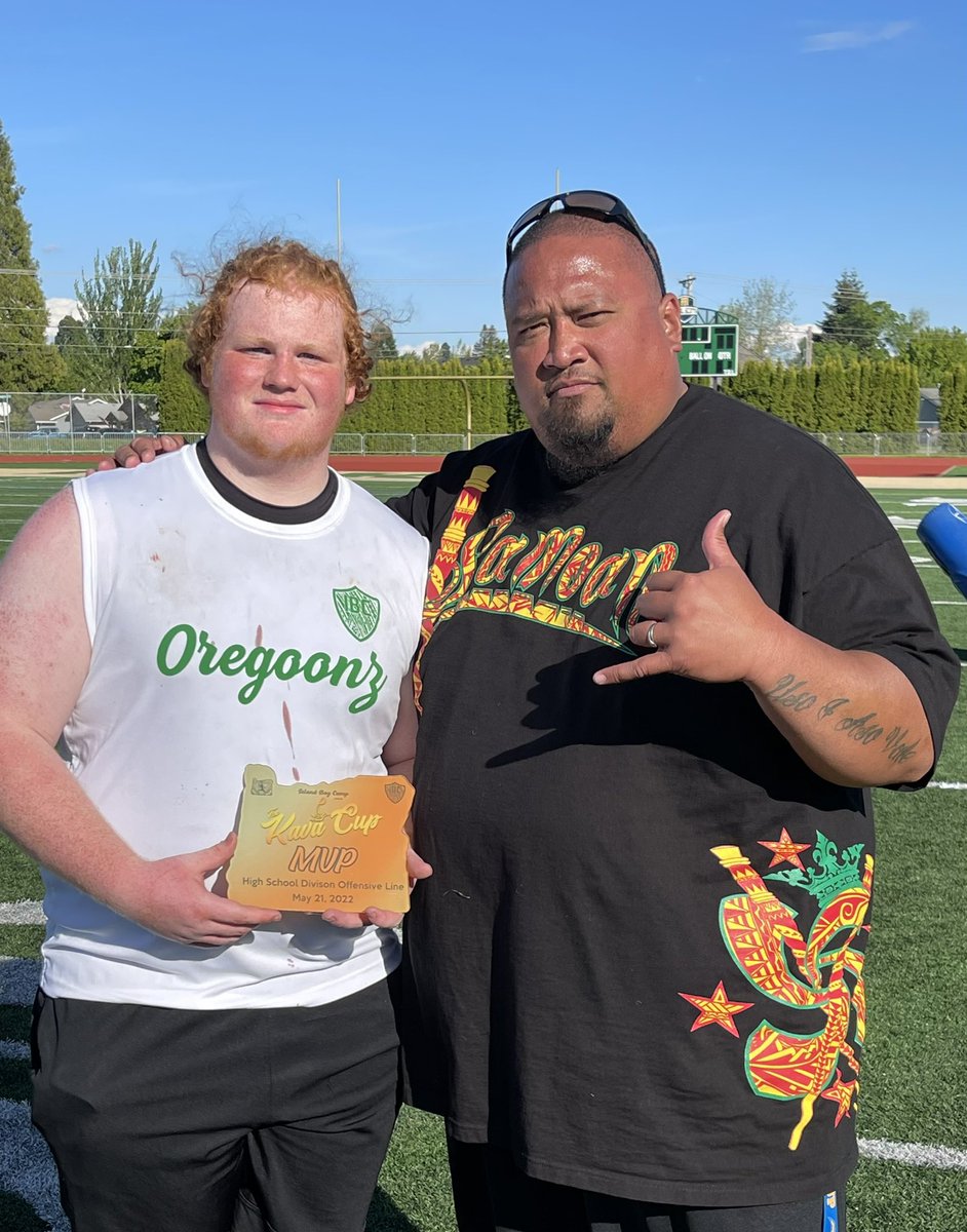 Honored to be named OL MVP at the 2nd annual Kava Cup hosted by  <a href="/IslandBoyCamp/">Island Boy Camp™</a>. Had a great time competing! <a href="/fui58/">Alexander 'Fui' Fuimaono</a> <a href="/fuimaono_tessa/">Tessa Fuimaono</a> <a href="/PrepRedzoneOR/">Prep Redzone Oregon</a> <a href="/JordanJ_/">Jordan Johnson</a> <a href="/CoachLinny/">Coach Linny- Linepro</a>