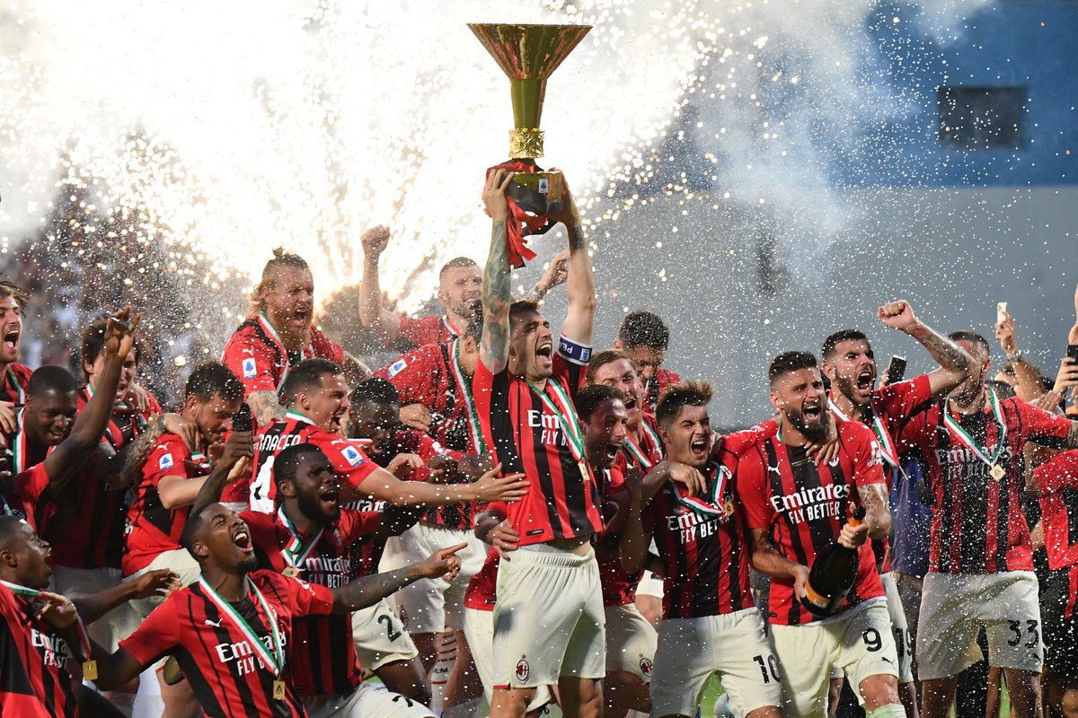 acmilan_zone's tweet photo. 🎙 #CasaMilan, retour sur #SassuoloMilan 🔴⚫️
Y a-t-il besoin d’un commentaire ? Si, peut-être un seul : onze ans plus tard, le Milan est à nouveau champion d’Italie.
▶️ https://t.co/bIfLvaJpke
#ACMZ https://t.co/8B4se8wTIy