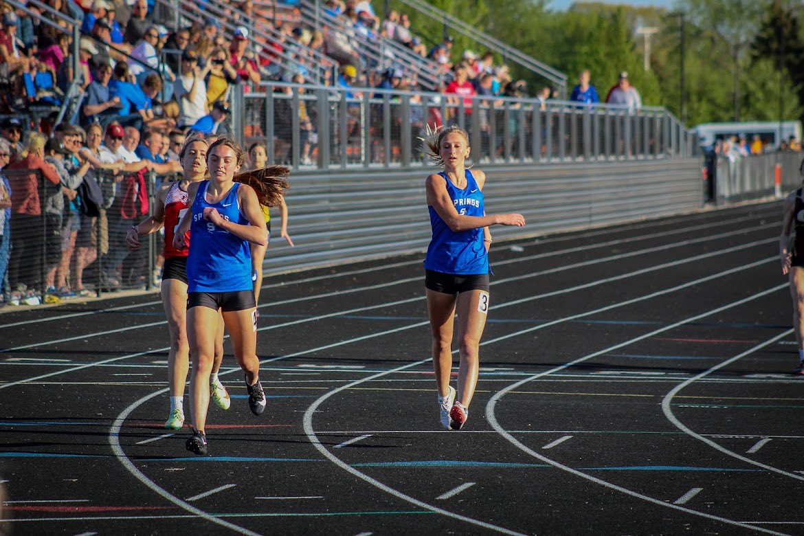Coach3KJ's tweet photo. #roadtostate starts tomorrow!

@ledgers_track will travel to @CedarGroveHS for @wiaawi regional meet. 
Top 4 will move on to sectionals. 

#ledgespeed https://t.co/7cv6cYhmrZ