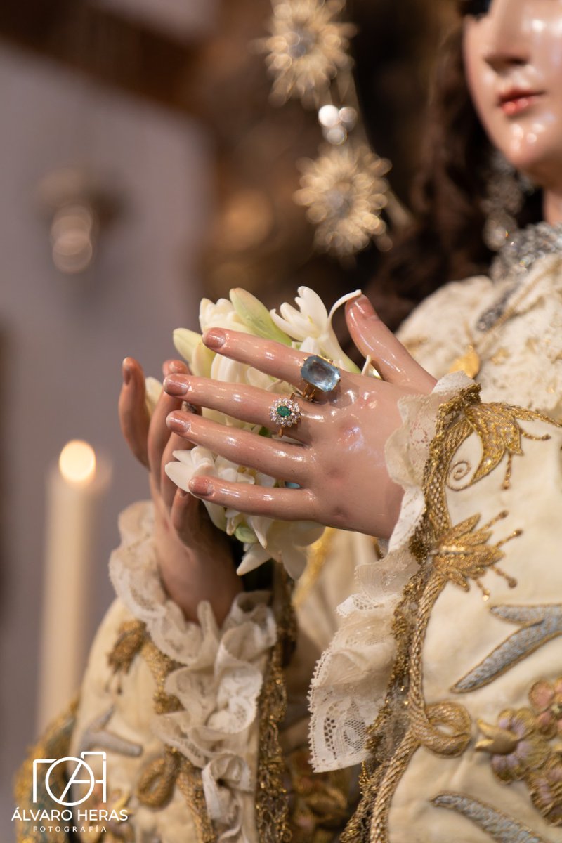 AsocHijasMaria's tweet photo. Mañana lunes, 23 de mayo, a las 20:00 horas, la Asociación de Hijas de María celebrará Santa Misa en sufragio por el alma de nuestra asociada Rita Carmona Moreno.

"Dale el Señor el descanso eterno y brille sobre ella la luz perpetua".

📷Álvaro Heras Damas 

#Castilleja https://t.co/UD7Imwvojt
