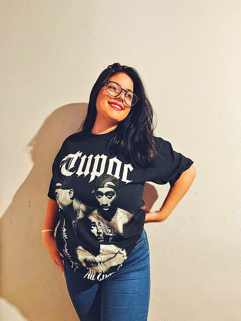 mariaanaavaz1's tweet photo. apaixonada pelo preto 😳 https://t.co/OqEXGQmNBG