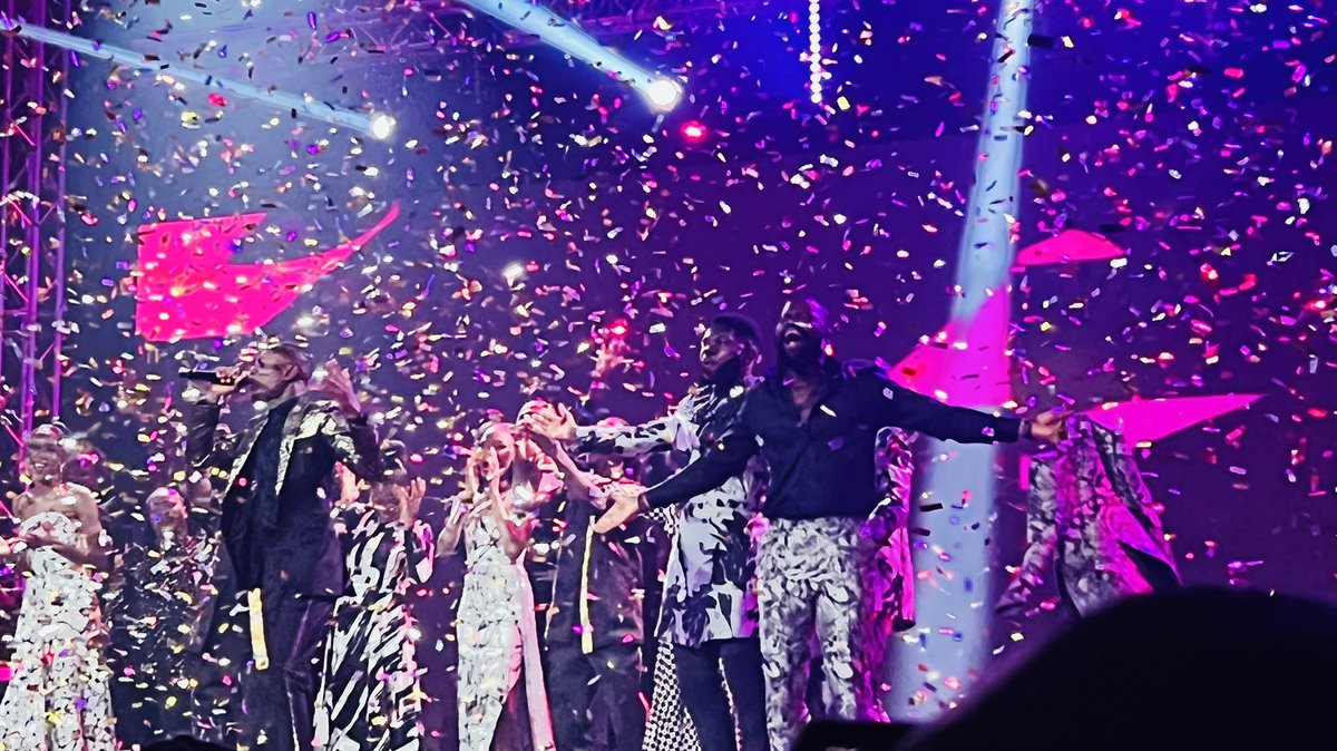 indsandeep2020's tweet photo. Got invited as Guest in grand finale of Nigerian idol
#NigerianIdol https://t.co/5Sk81Ca2XT