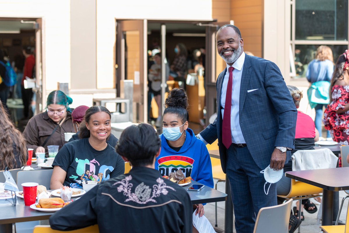 PPSConnect's tweet image. The Friday's @Riderconnection Unity Fest was a great success. Here is a photo album from this event: tinyurl.com/RooseveltUnity…