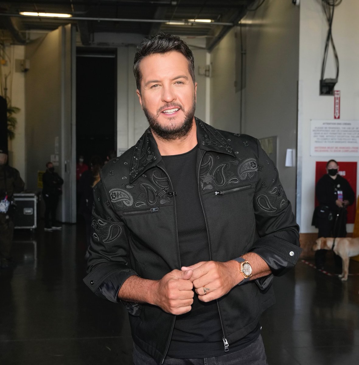 lukebryan tweet picture