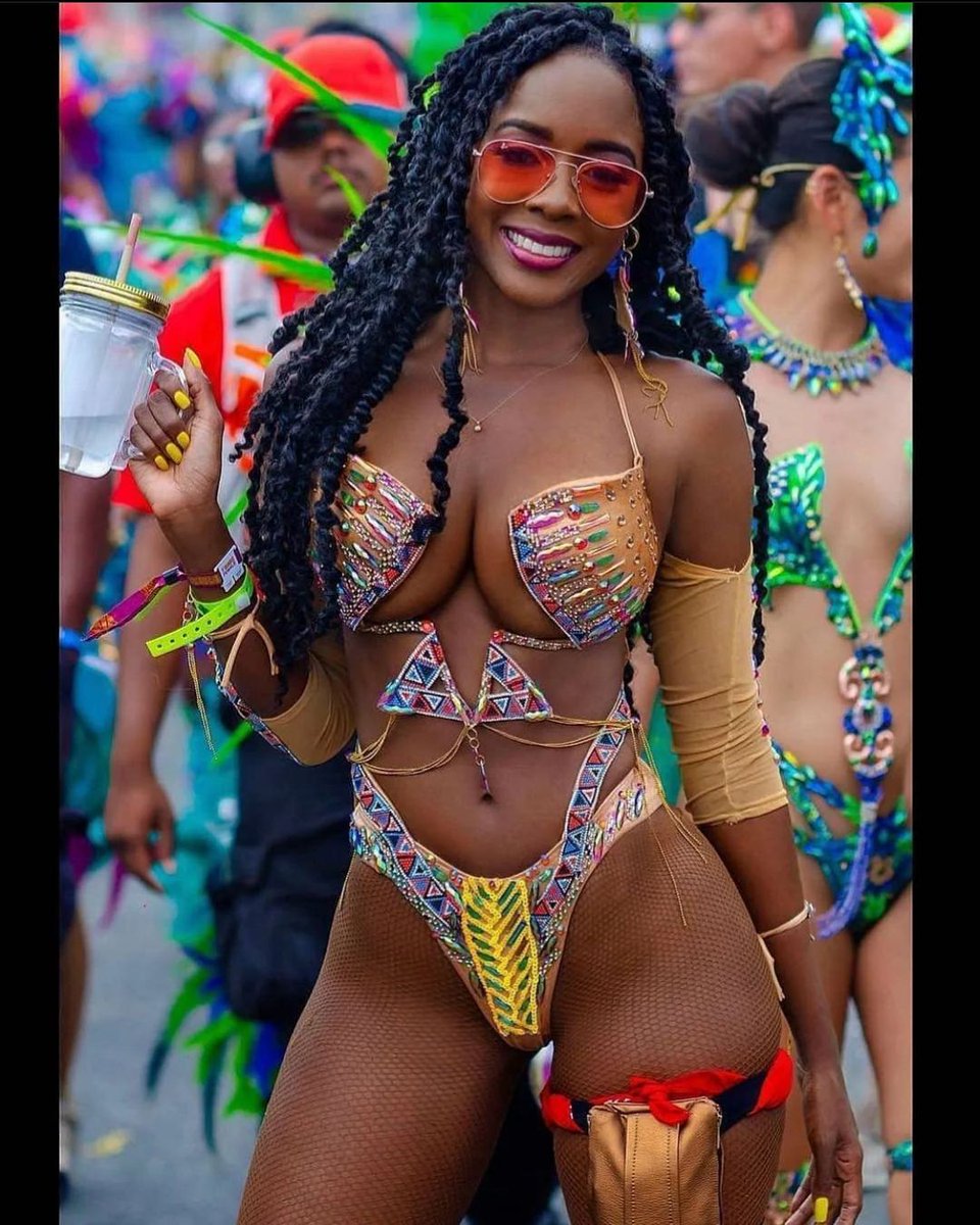 1caribbean_'s tweet photo. Sunday appreciation for one of the Caribbeanโs finest ๐ marissanwilliams ๐
โข
โข
โข
#caribbeanbeauty #carnivalbaby #socalover #islandgyal #islandlife #sunday #trinidadcarnival #photooftheday https://t.co/QoJGNCZ0kd