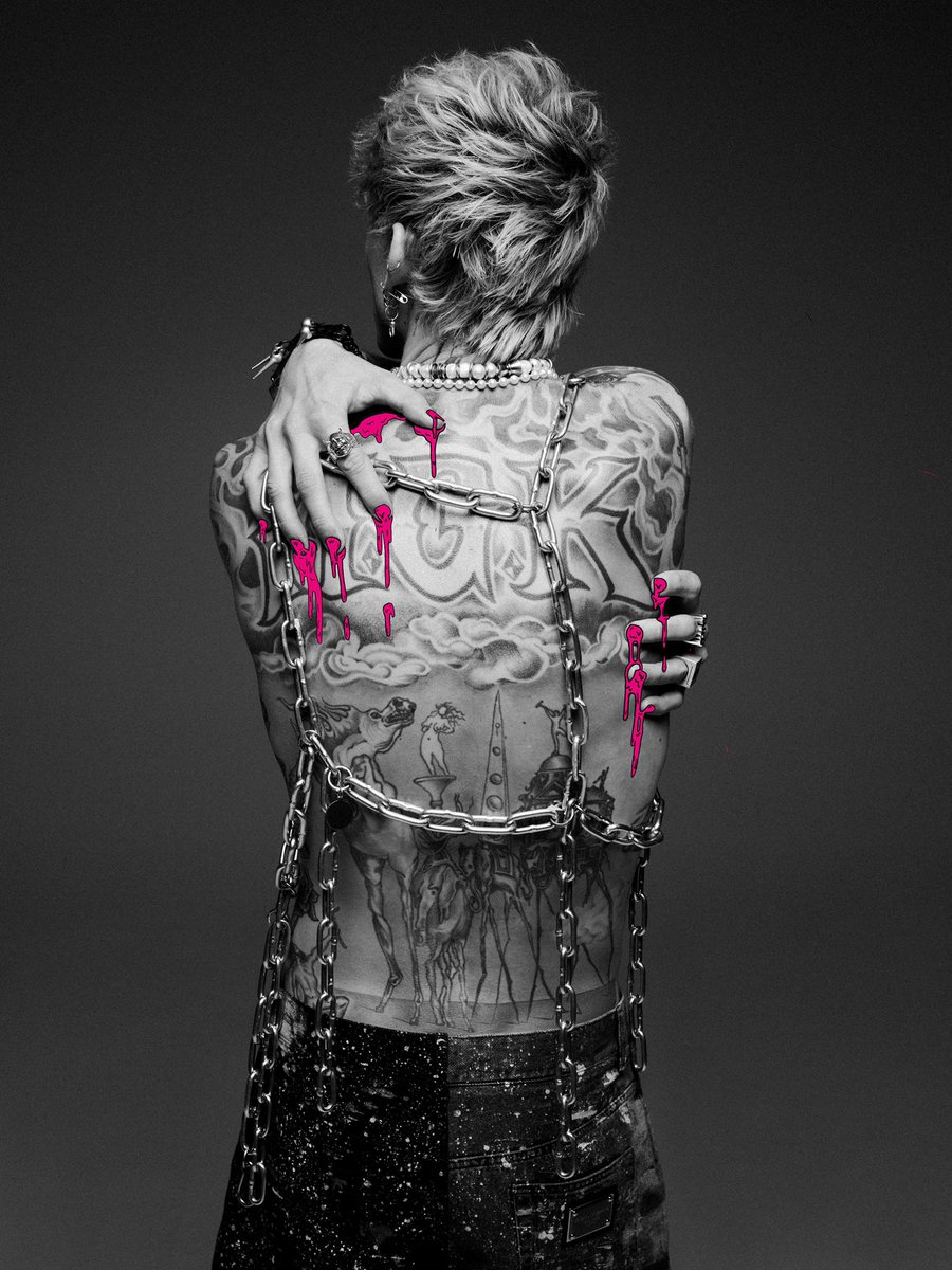 UNDNLAQR's tweet photo. WEAR YOUR DRIP #undoit https://t.co/GpNBohgSnA