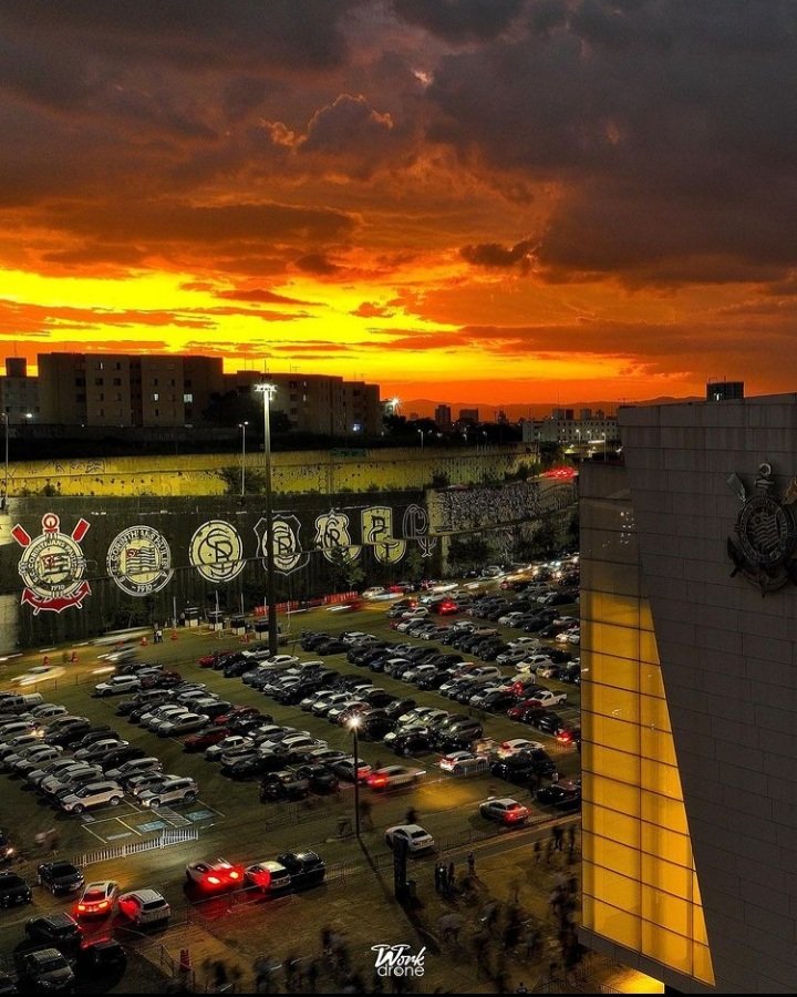 NatalyArielle's tweet photo. A foto mais linda 🥰
#arenacorinthians #workdrone https://t.co/Y6bWqBFB9D