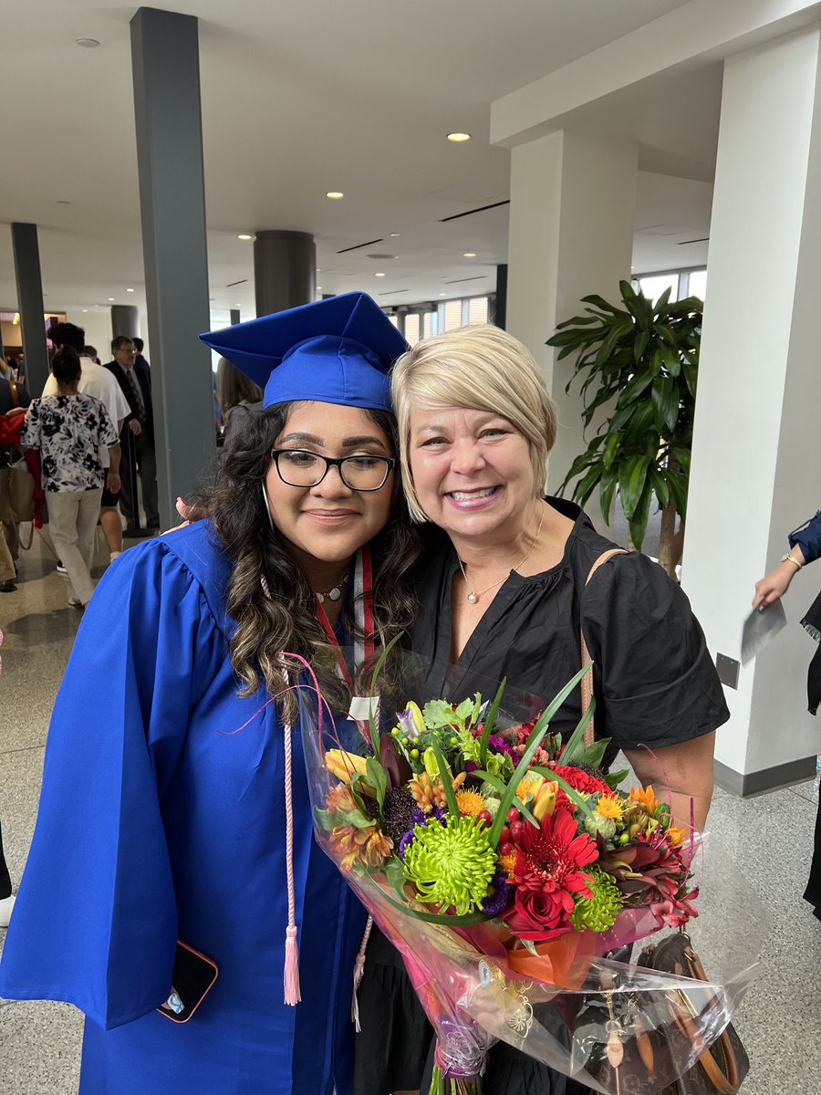 mchughbeth's tweet photo. It was a true honor to present my former first grader with her diploma today! Congratulations Dana! I know you are going to change the world! #itsworthit #wcsdistrict #graduation2022 #proudteacher https://t.co/lEWu0GyFhQ
