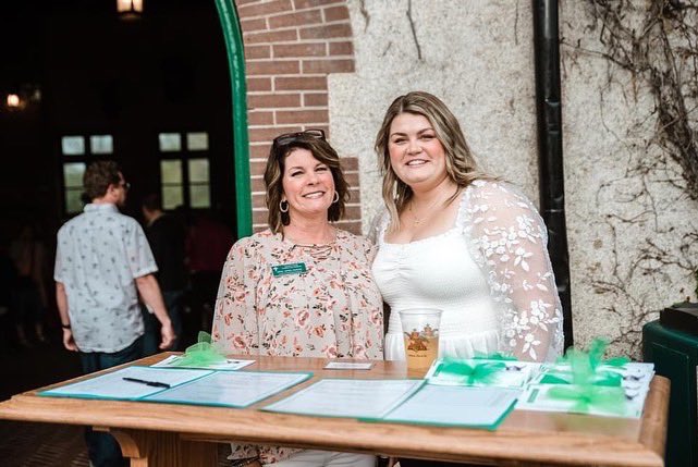 GreenParkLS's tweet image. Green Park-A-Palooza was a smashing success! 🤩 We were able to raise a whopping $75,000 because of YOUR support. 🙌

Thank you to everyone who organized, attended, donated, advertised, and volunteered.  

#GPLS #greenparkapalooza #gpap #discovergreenpark #schoolauction