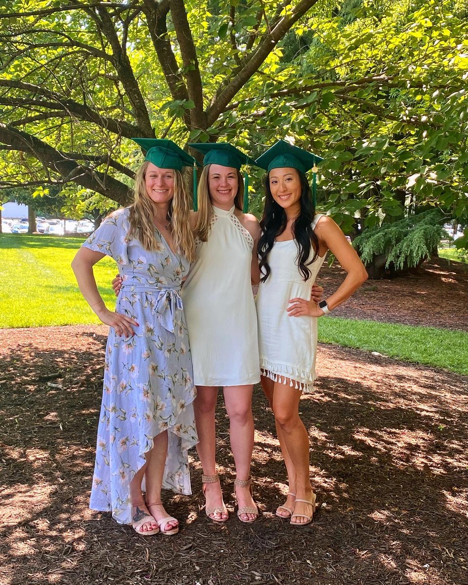 HannahKim215's tweet photo. We did it!! 🎉👏🏻 
Officially Hannah Kim M.Ed ✔️ https://t.co/XAA3TosmXo