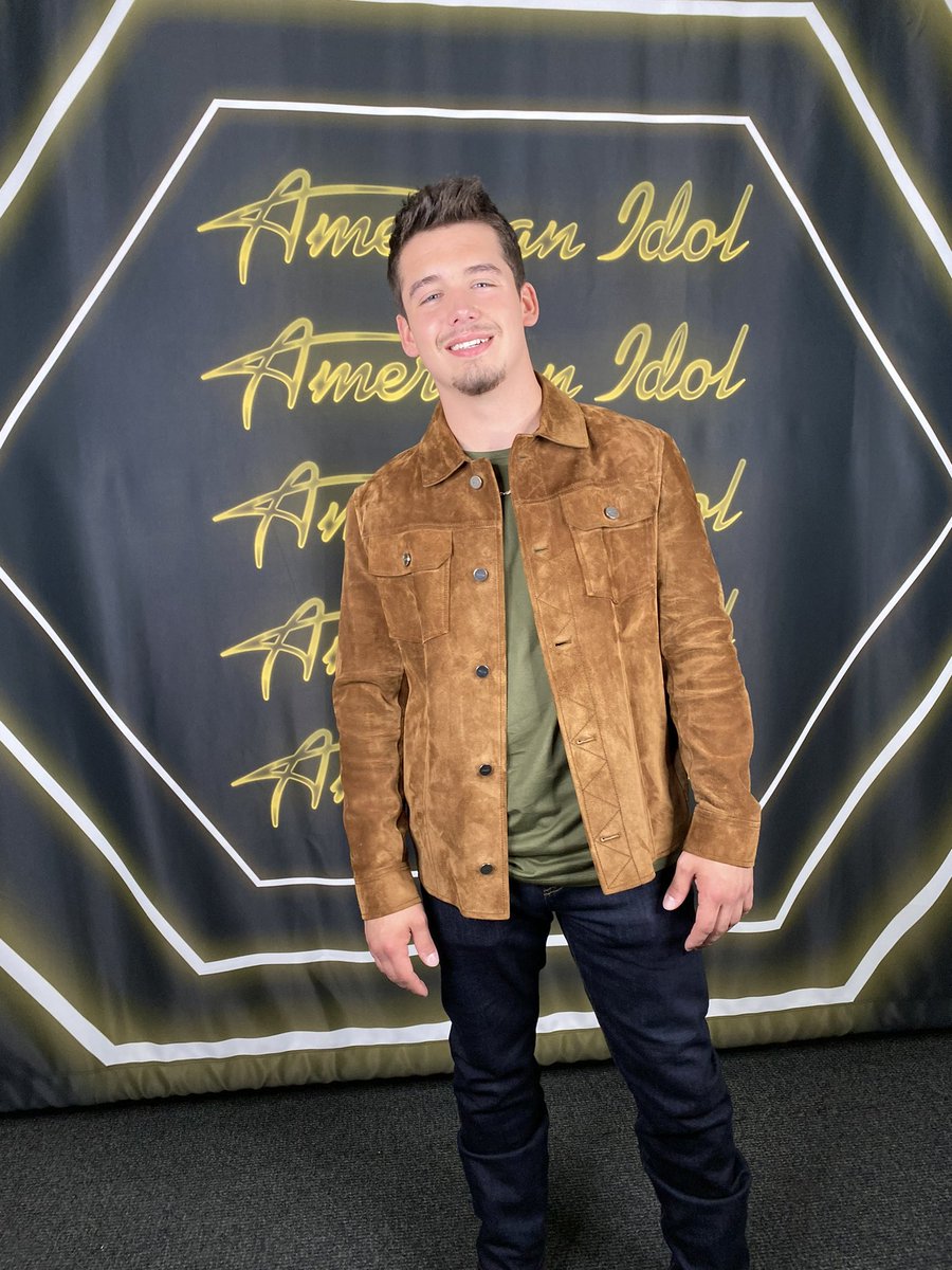 Tonight is the IDOL FINALE and I will need your SUPPORT to be the #TheNextIdol ! <a href="/AmericanIdol/">American Idol</a> STARTS at 5pm PST / 8pm EST! 3️⃣ ways to vote:⁣ ⁣⁣⁣⁣⁣⁣⁣⁣⁣