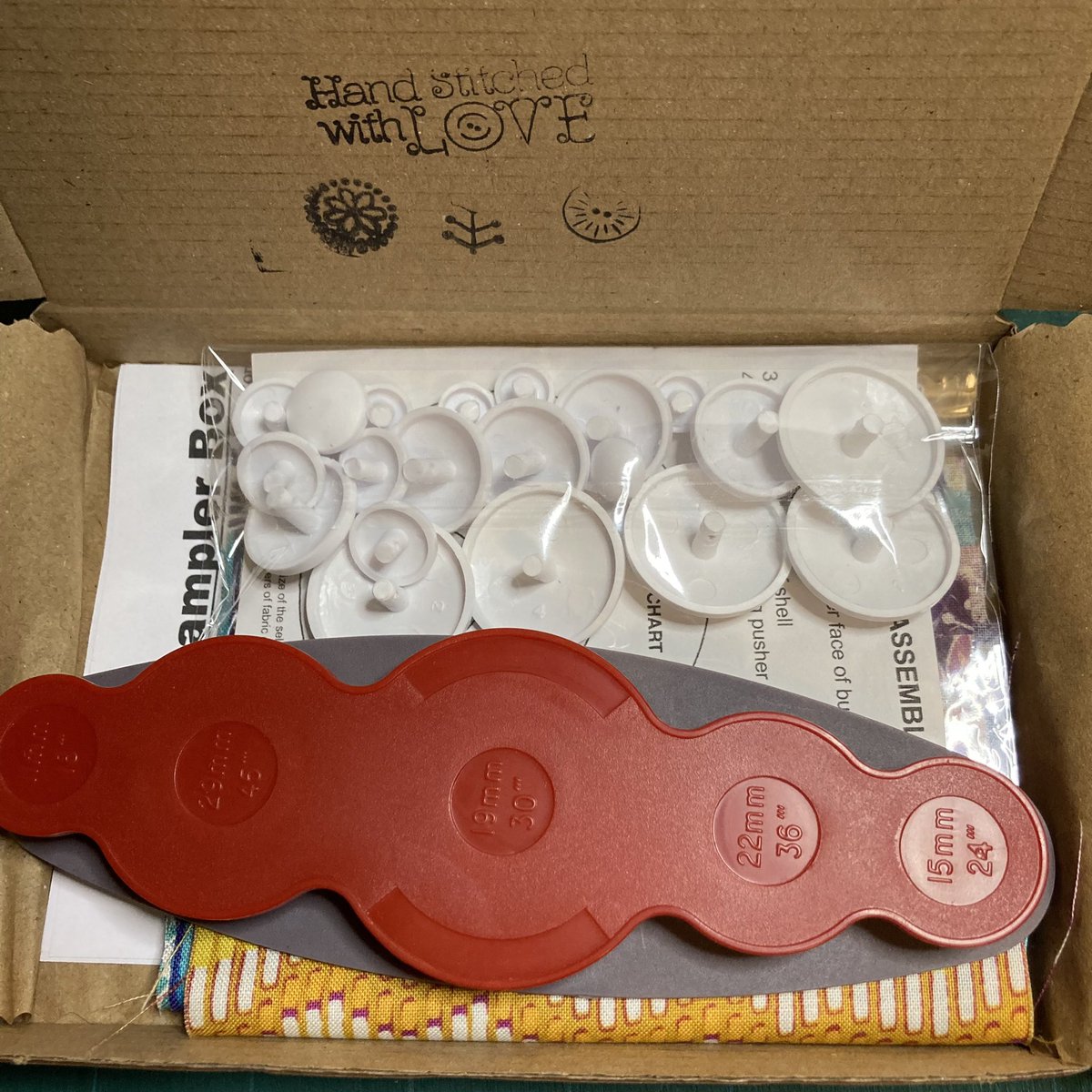 patch_shop's tweet image. New Button kit are available on my online shop check it out #patchwork #quilt #button #buttonkit #patchworkquilt #craft #sewing @eBay_UK 
#ebayfinds #ebayseller #ebayshop #ebaycraft #ebayhandmade