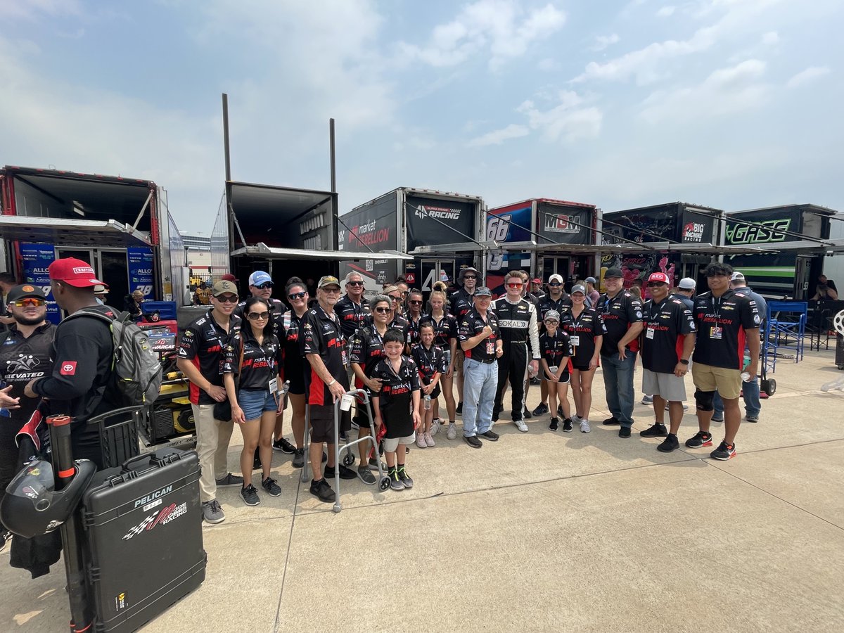 MarketRebels's tweet photo. Honored to have hosted Veterans and Military families as guests of @RallyforValor for #SRS250 @TXMotorSpeedway, honoring their service and sacrifices. Thank you @rirvinefound @NavySEALfnd @SEALLegacy @TeamAlphaPrime @TommyJoeMartins for your support. @StefanParsons_ https://t.co/N1aajm7STs