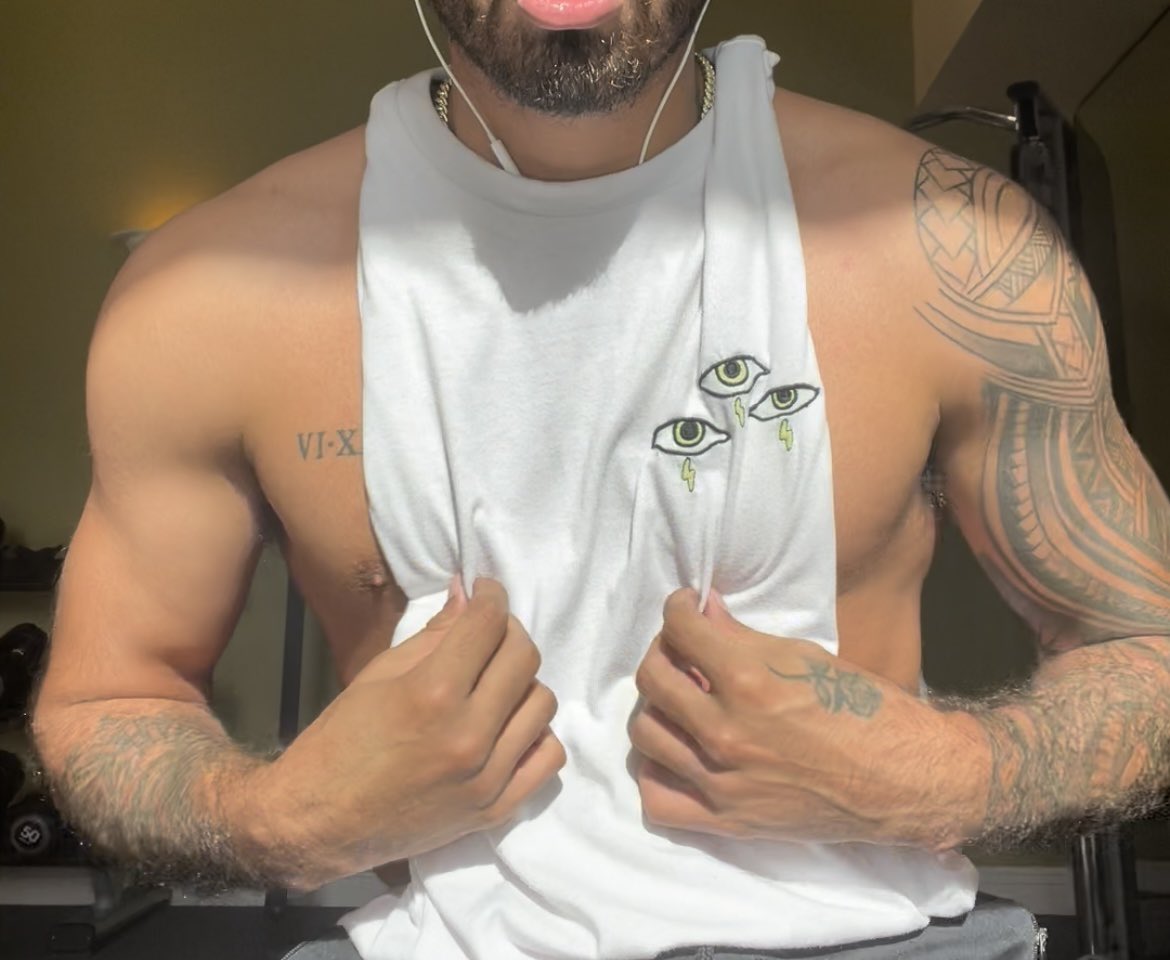 AlphaAres_'s tweet photo. Cashmeets active right now for your alpha, dm me slaves dare to approach😈

Findom Alpha Daddy alphamale maledom domination walletpig cashmaster footmaster malefeet footslave finsub 

#cashmaster #paypig #finsub #findom  
#footfetısh https://t.co/W3yfmTBfto