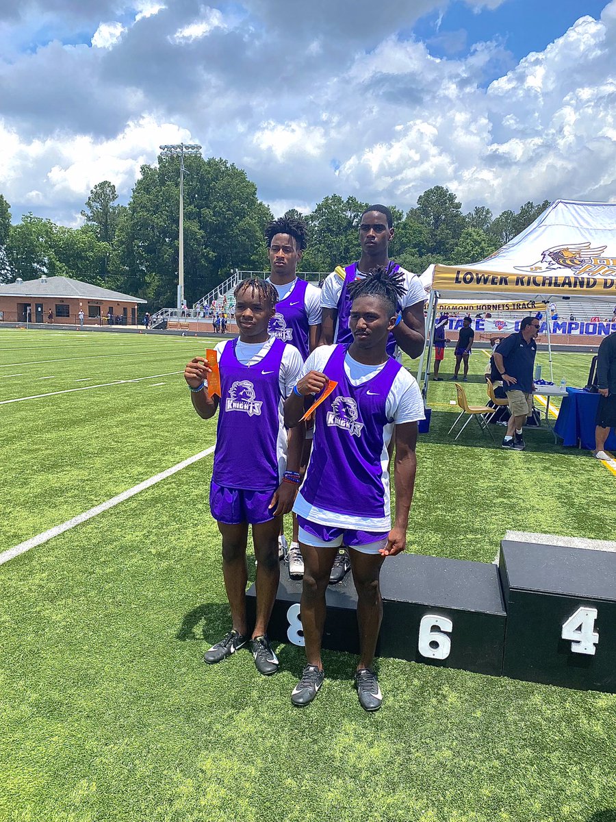 Nickfortune5's tweet photo. #5 in the state for 3A track 4x1
#8 in the state for 3A track 4x4 
Not #1 but placed top in the state for something @TheStilt12 @OaksJasiah @DreshaunWright1 @Zalyn89327558 https://t.co/CgRBeSXd3Q