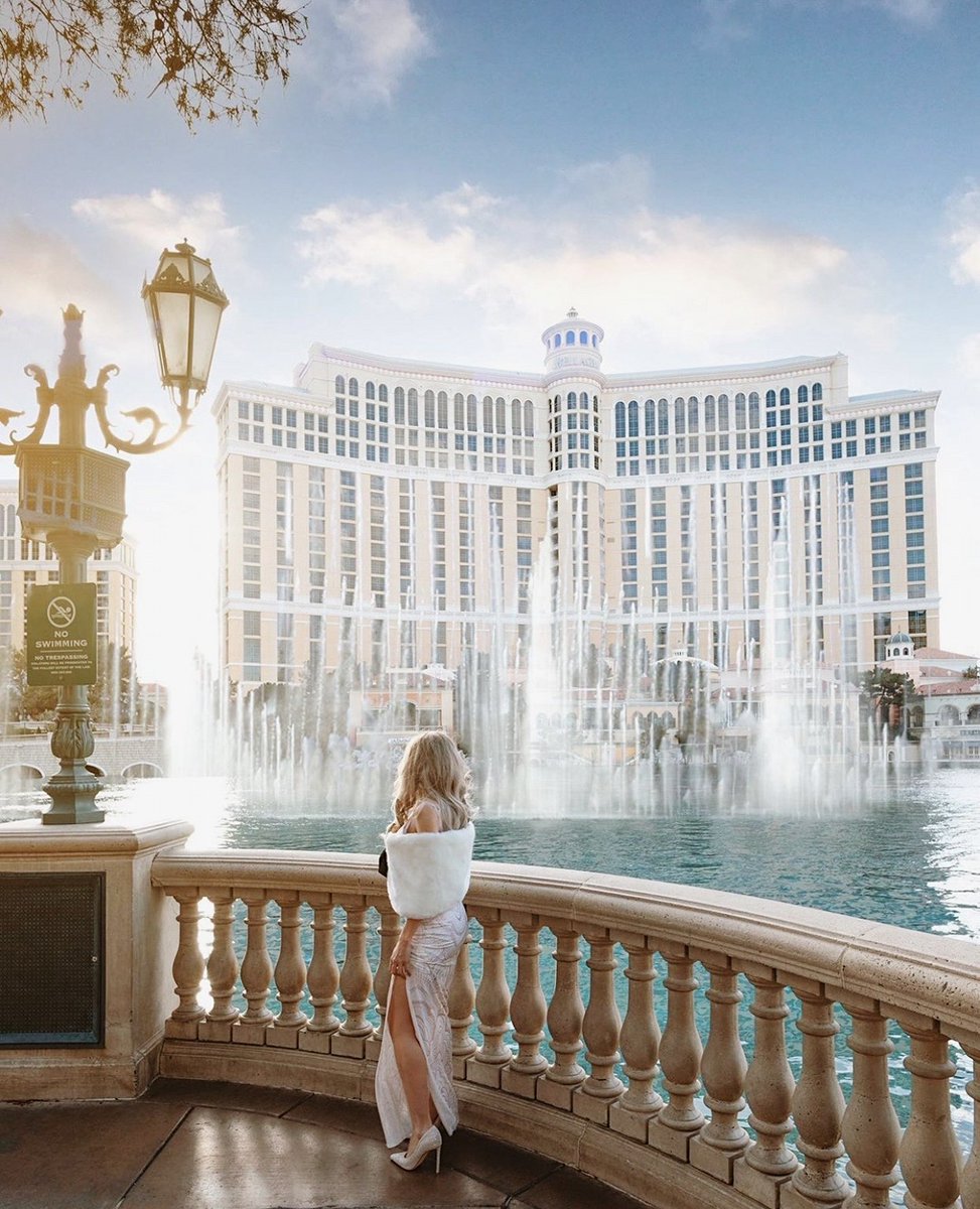 Bellagio's tweet photo. The Fountains of Bellagio really never get old – #RT if you agree.

Photo courtesy of newfacesny

Learn more: https://t.co/LMZmSeRgLk https://t.co/51iBK3ZPK6