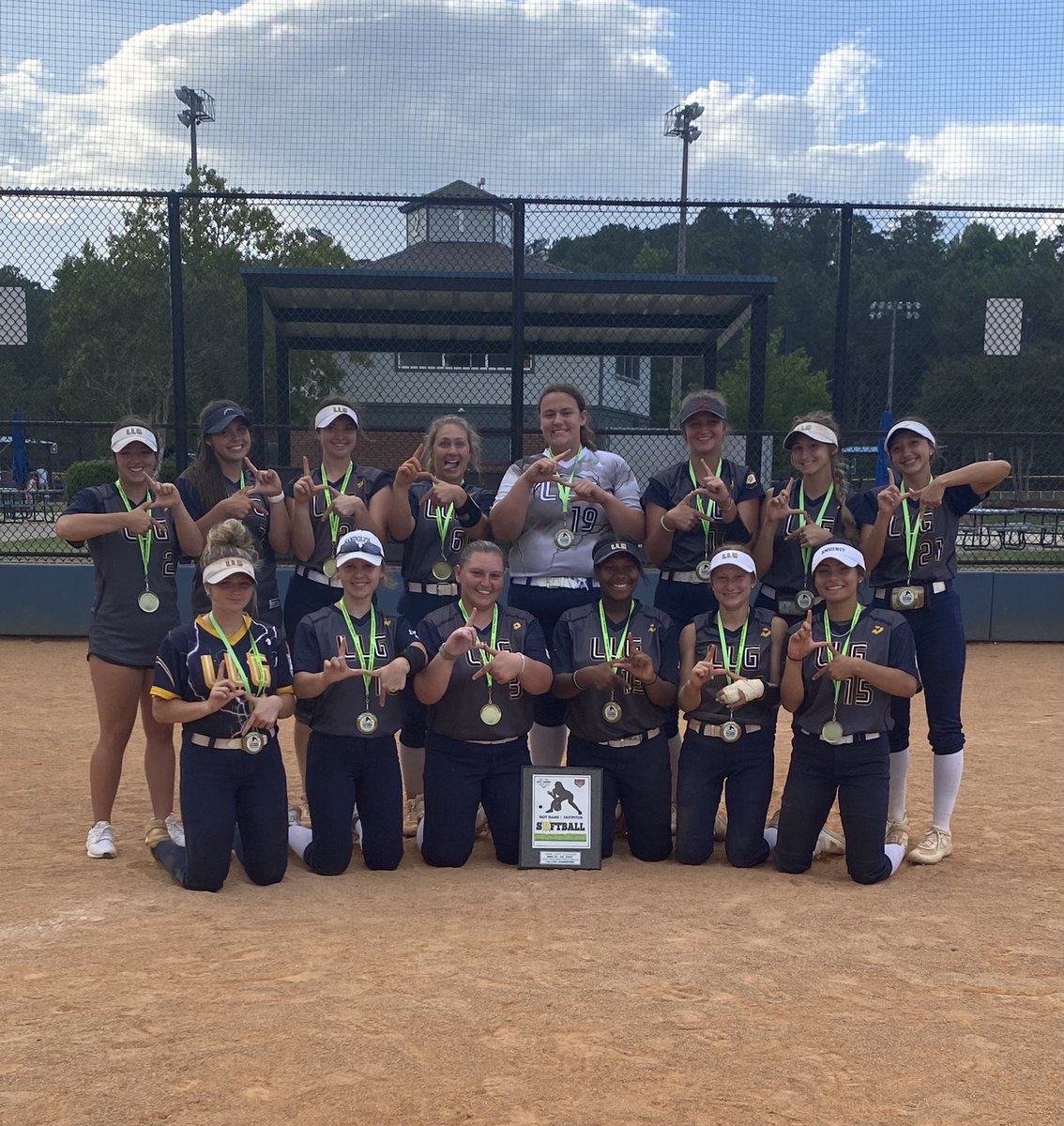 UNDEFEATED! We came, we saw, we competed against great teams, and we won the Oak City Classic! ⚡️#getstruck⚡️@TimDobyGGF