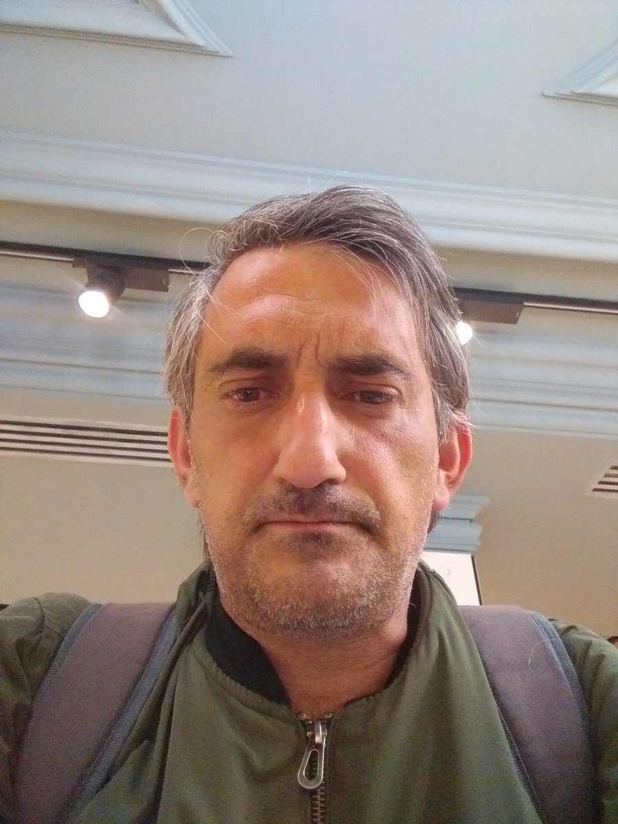 Busco Trabajo En Madrid tweet media