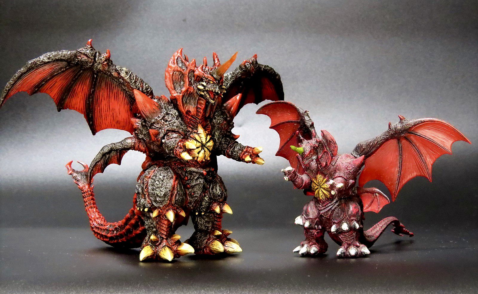 またまた、東宝怪獣コレクション デストロイア 改造リペイント
